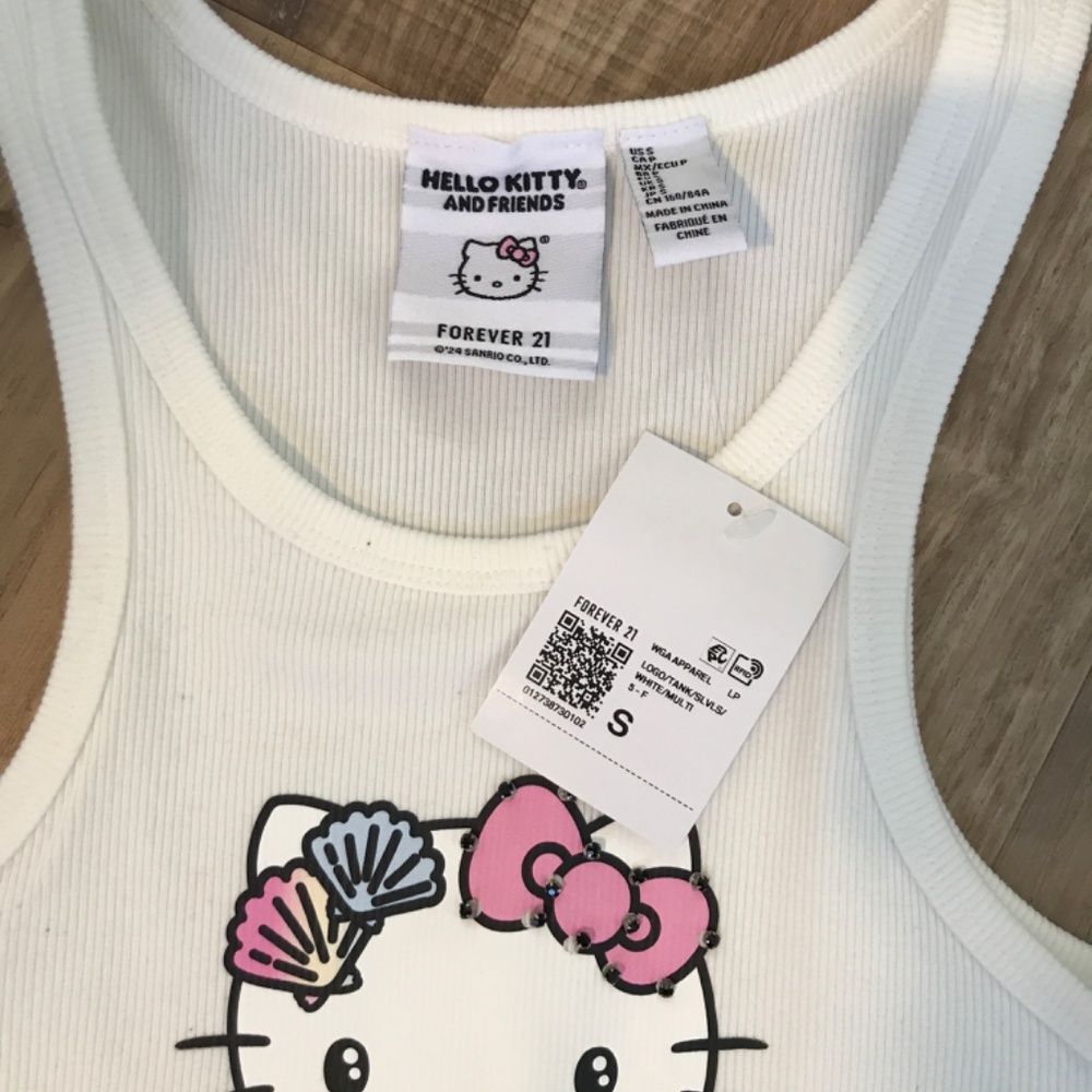 Hello kitty tank - Picture 2 of 2